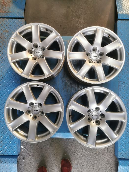 Felgi aluminiowe 17" 5x120 8J ET30