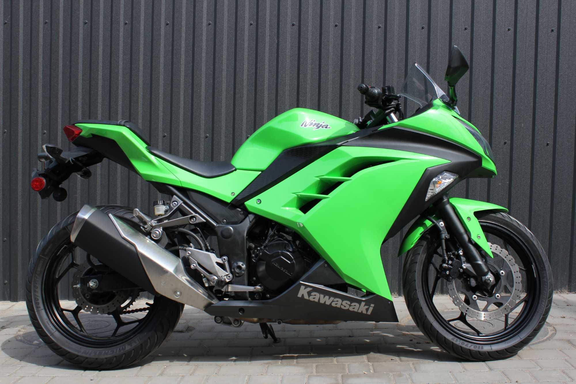 Kawasaki Ninja 300