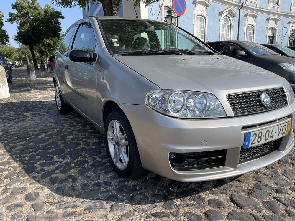 Fiat Punto 1.2 8v versão Sound 178.500km
