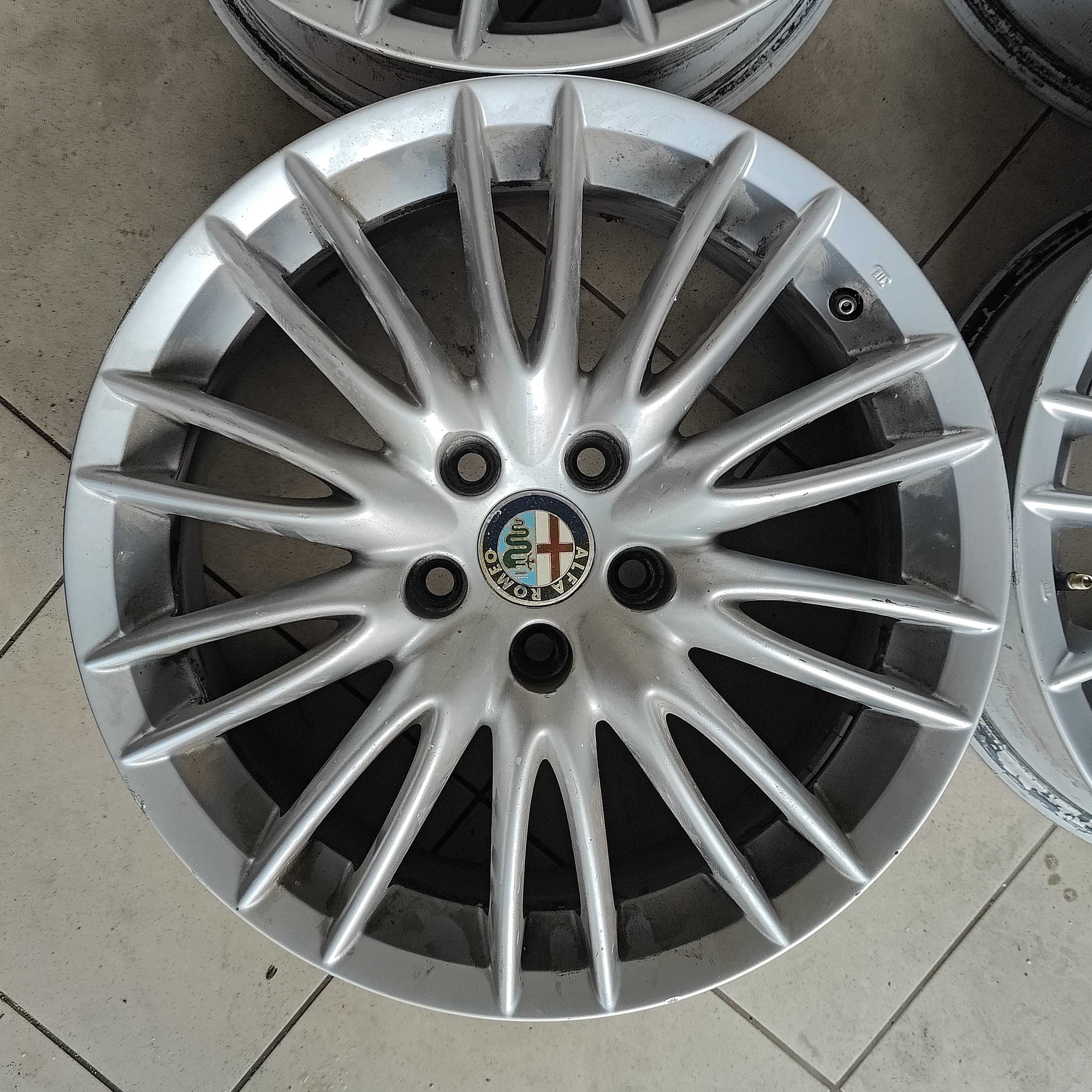 Felgi Alfa Romeo 17 cali x 7,5cala 5x110 mm pasują pod duże Brembo