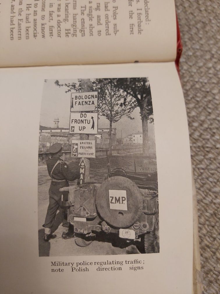 Książka  w j .angielskim, autor M.Święcicki,wyd.1946