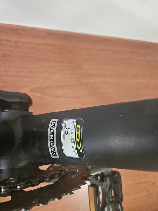 Bicicleta de estrada GT series 2