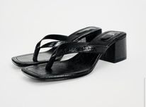 Крутейшие шлепанцы Zara на каблуке