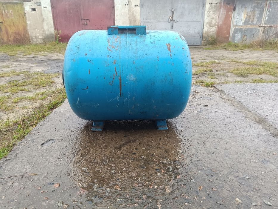 Продам ресивер з водонапорною башні