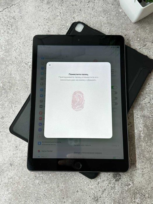 Планшет IPad 9 64gb + lte + чохол