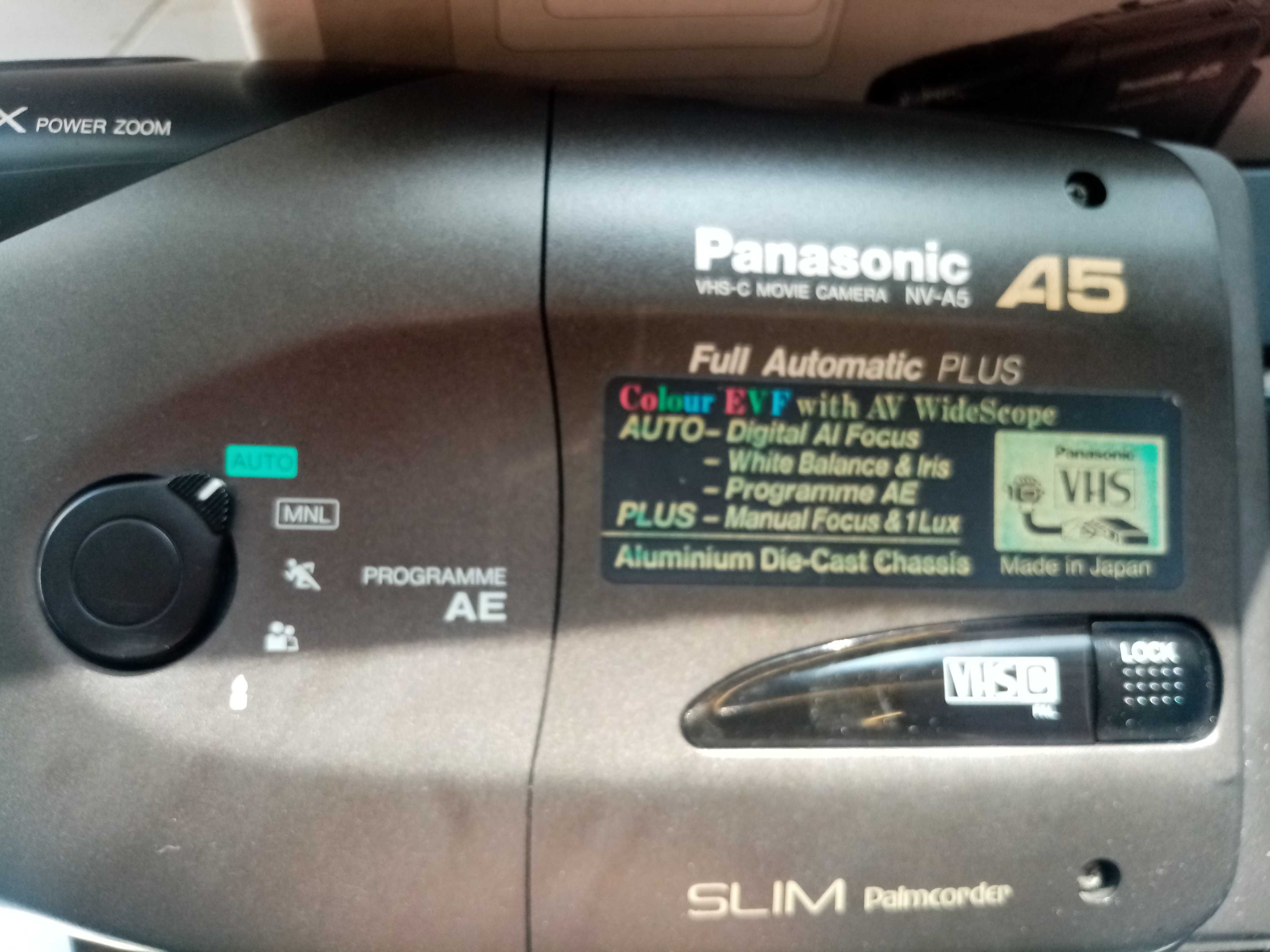 Видеокамера PANASONIC