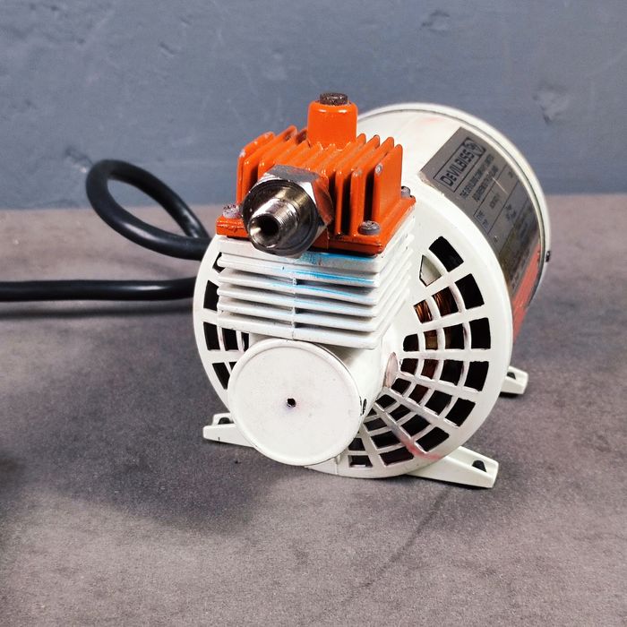 Mini kompresor modelarski DEVILBISS  NCM-501