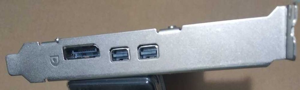 Ігрова низькопрофільна відеокарта RX640 gddr5 128bit 4Gb 1DP 2MDPLPssf