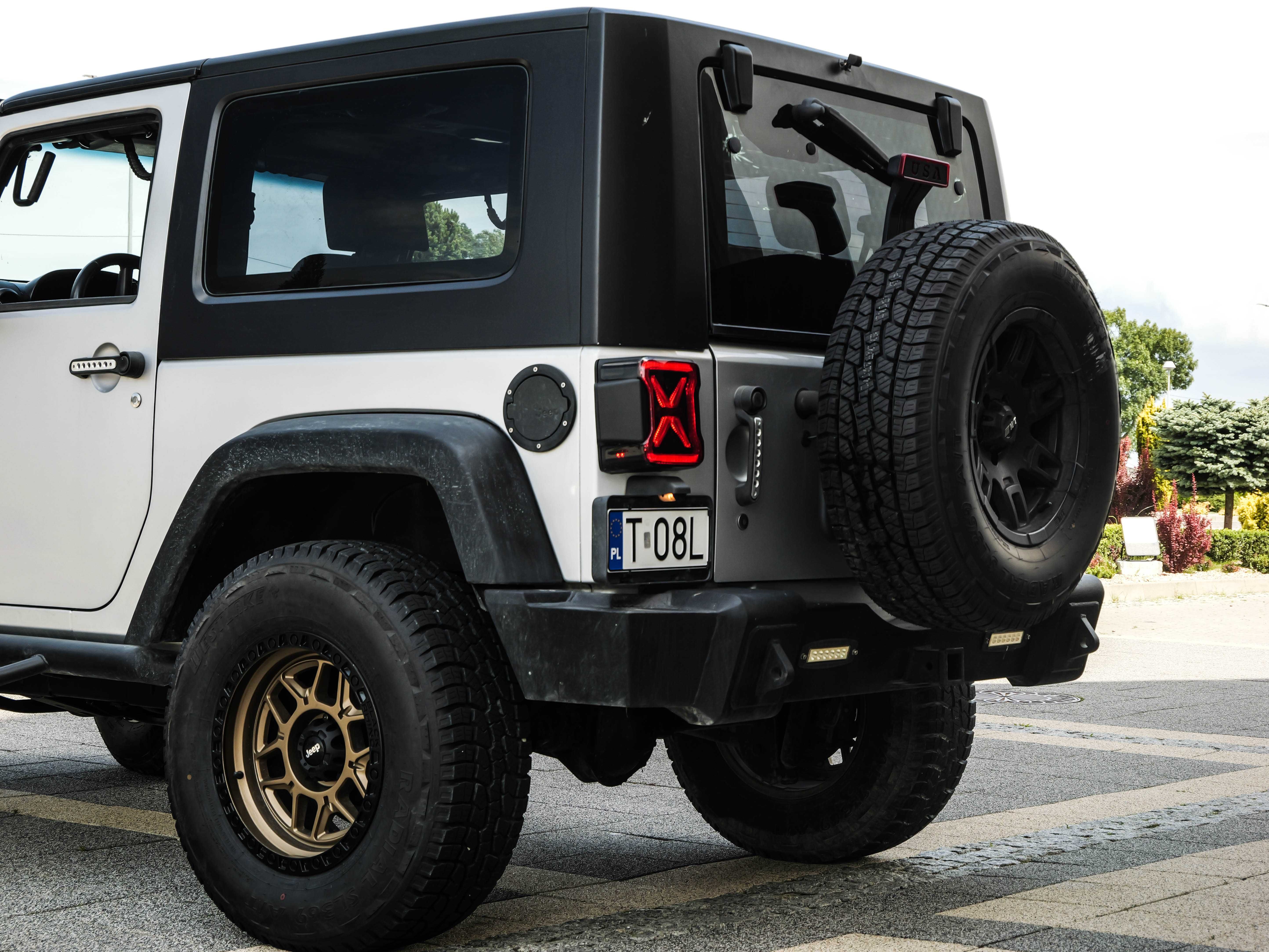 Jeep Wrangler JK - 132.000 km przebiegu - Virtual Kokpit - Automat