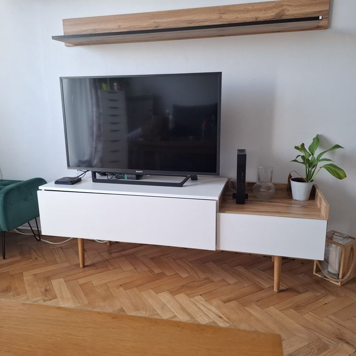 Szafka pod telewizor biała