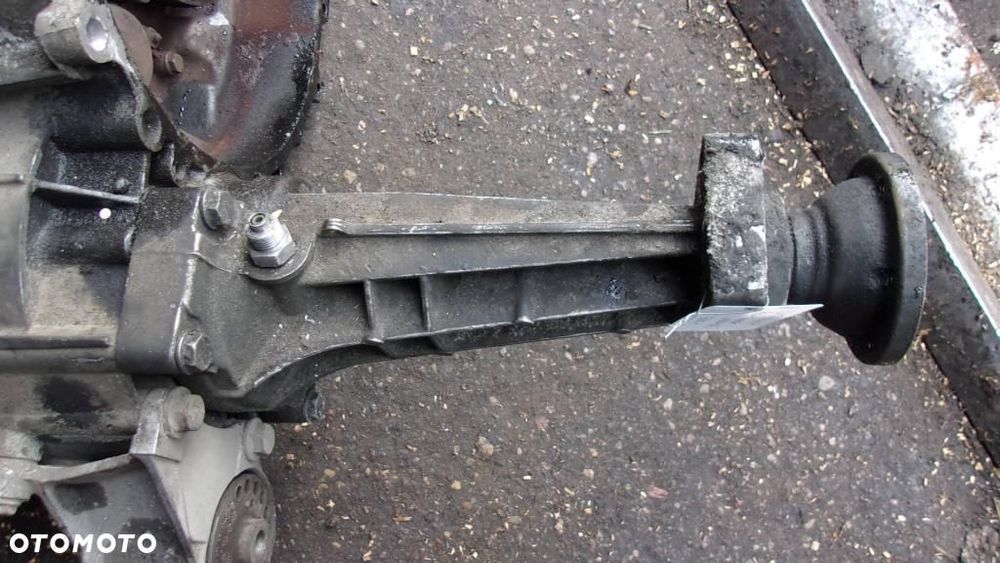 PRZYSTAWKA PÓŁOŚ VW TRANSPORTER T4 2.4/1.9D /2.5TDI 2.0i i 2.5i