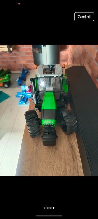 Traktor Deutz-Fahr X720