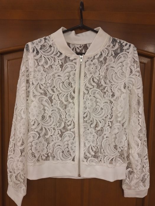 Bluza biała rozpinana z koronki M
