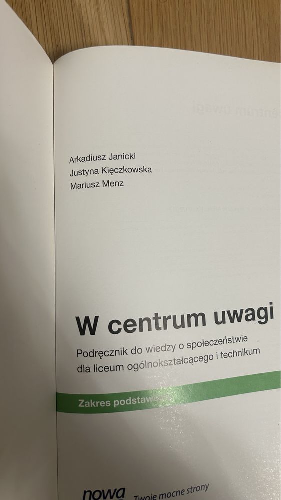 W centrum uwagi 1 zakres podstawowy szkoła średnia