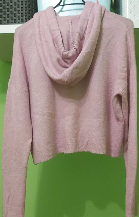 Różowa bluza z kapturem