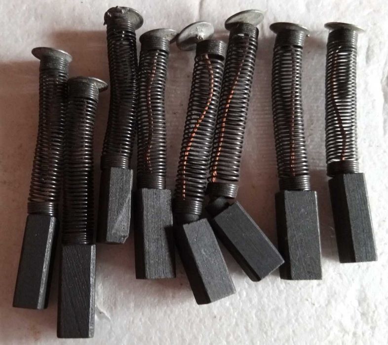 Щітка графітова( Щітка графітна).