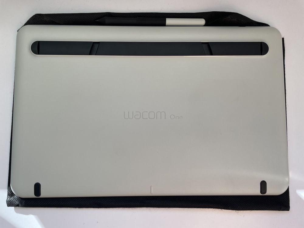 Wacom One - tablet graficzny.