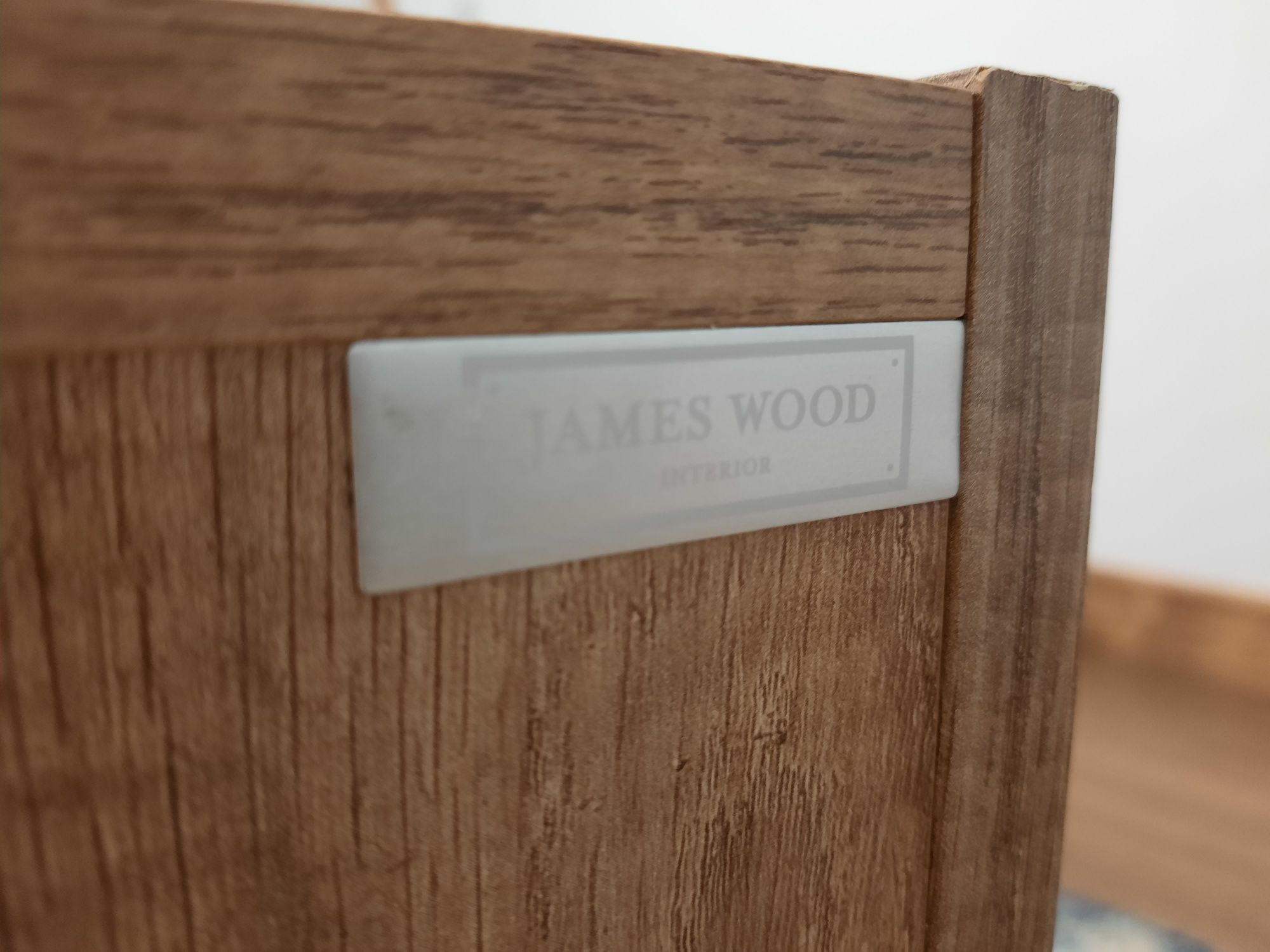 Stolik kawowy James wood