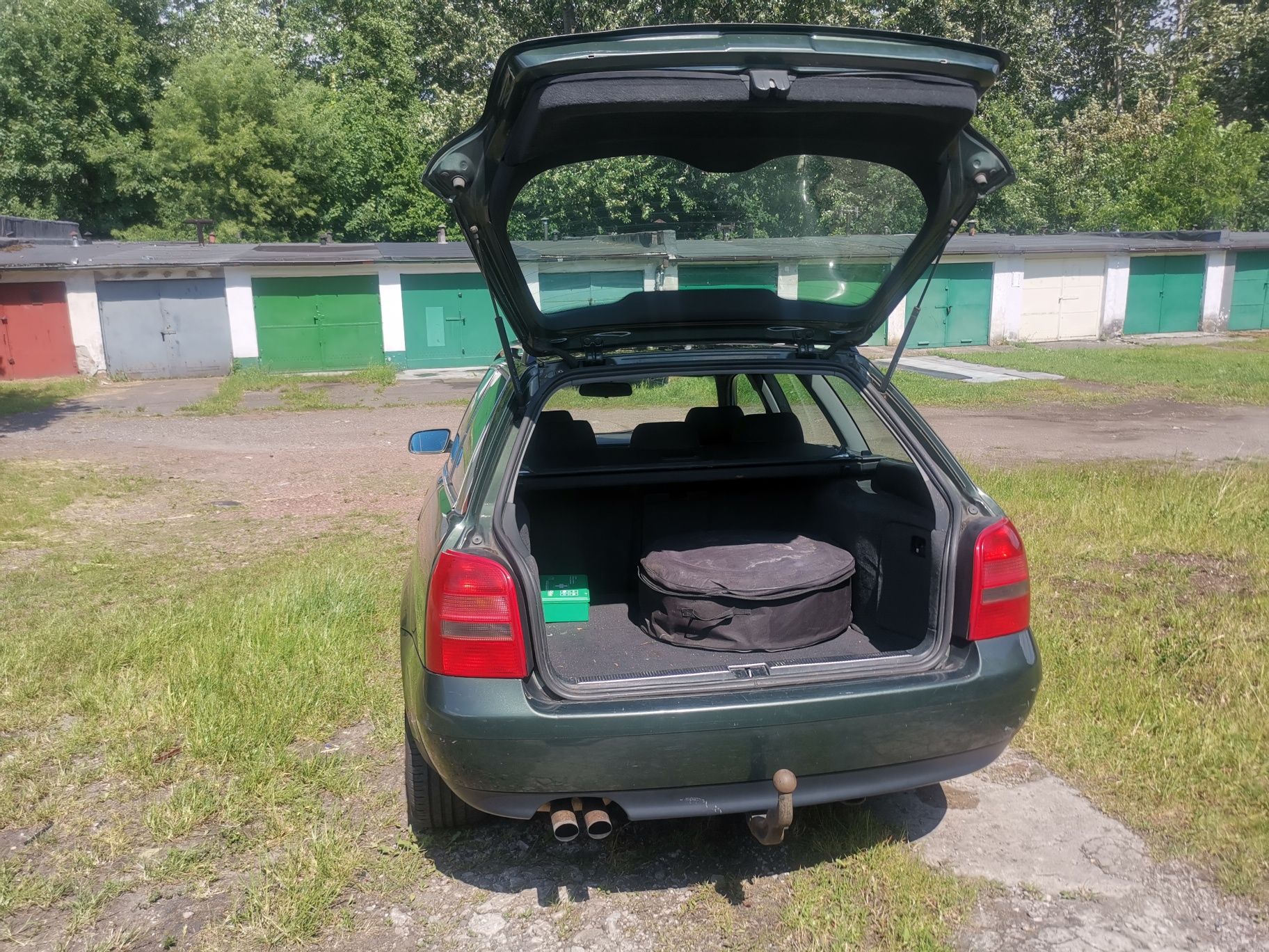 Audi a4b5 avant quatrro, 1999r, 2.4 lpg 350tys