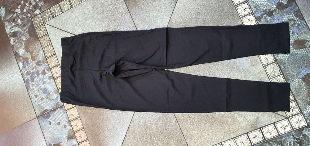 Śliczne czarne legginsy zdobione szeroki cyrkoniowy pas wysoki stan  S
