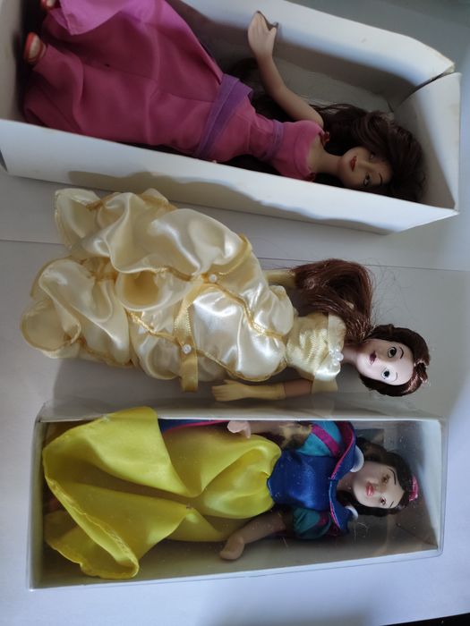 12 Princesas da Disney em Porcelana - Coleção Encantadora