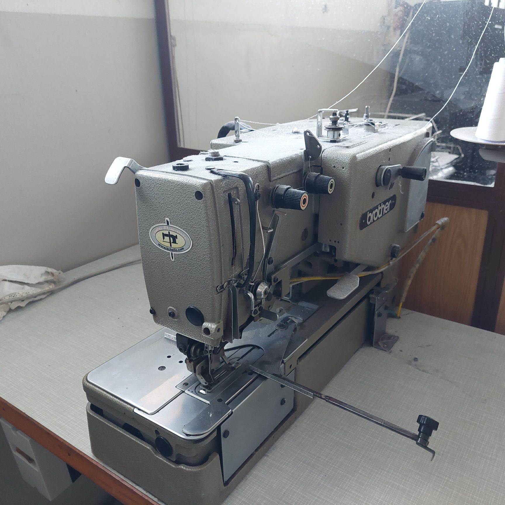 1 Maquina pregar botoes i+ casear