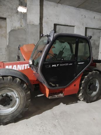 Телескопічний погрузчик Manitou 741