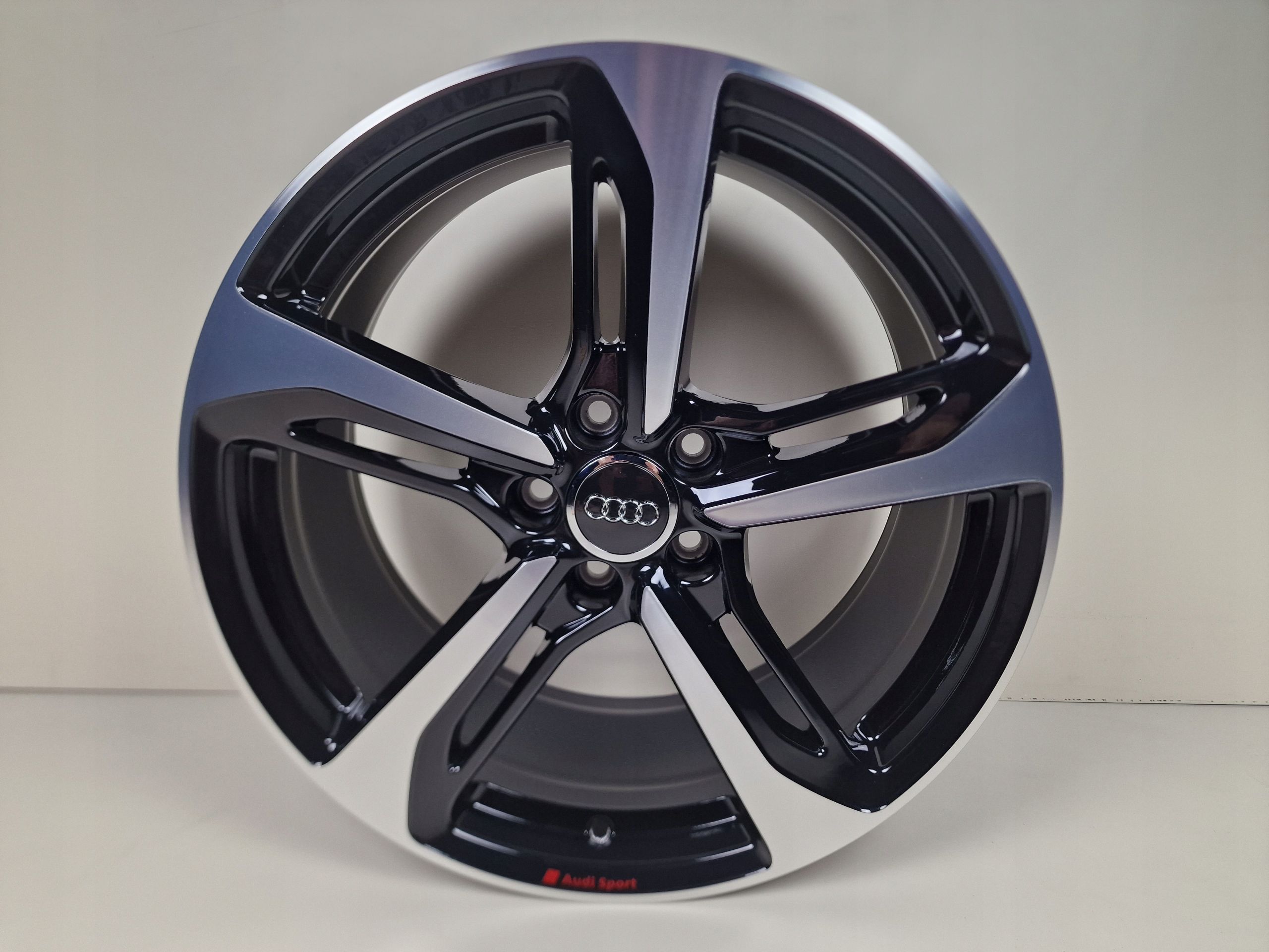 Oryginalne Felgi Audi 19" A3 A4 A6 A8  TT