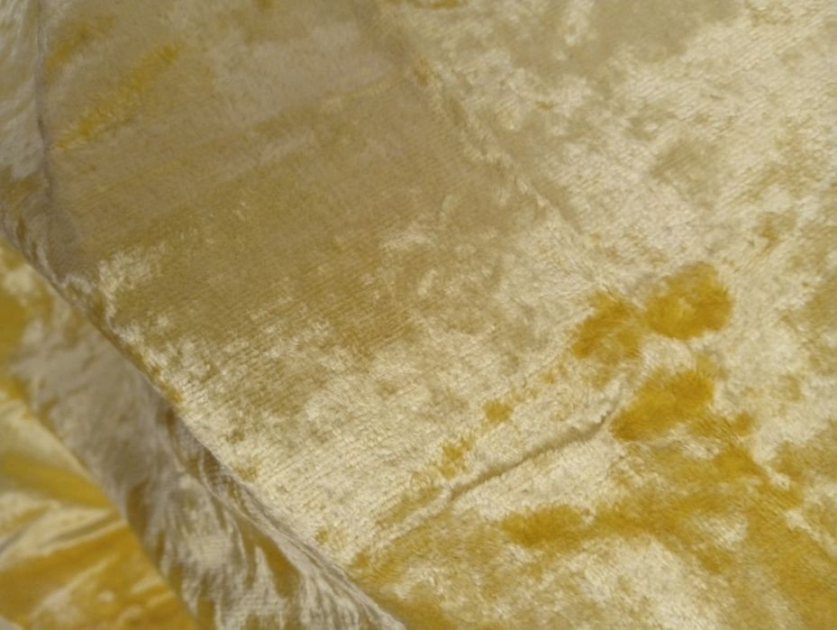 Плюш жёлтый советских времен