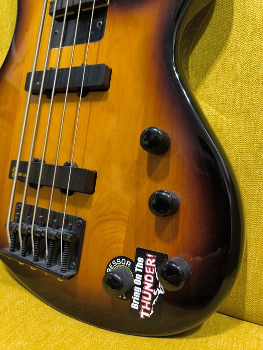 Epiphone Toby Deluxe (nie Fender, Ibanez, Yamaha, Music Man, Warwick)