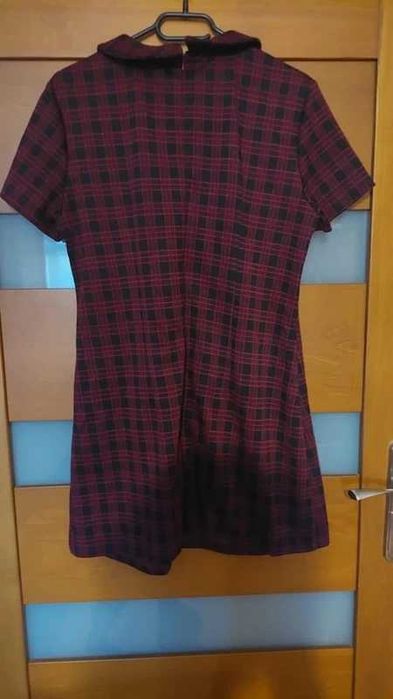 Damska sukienka w krate