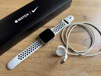 Apple Watch SE Silver 44mm