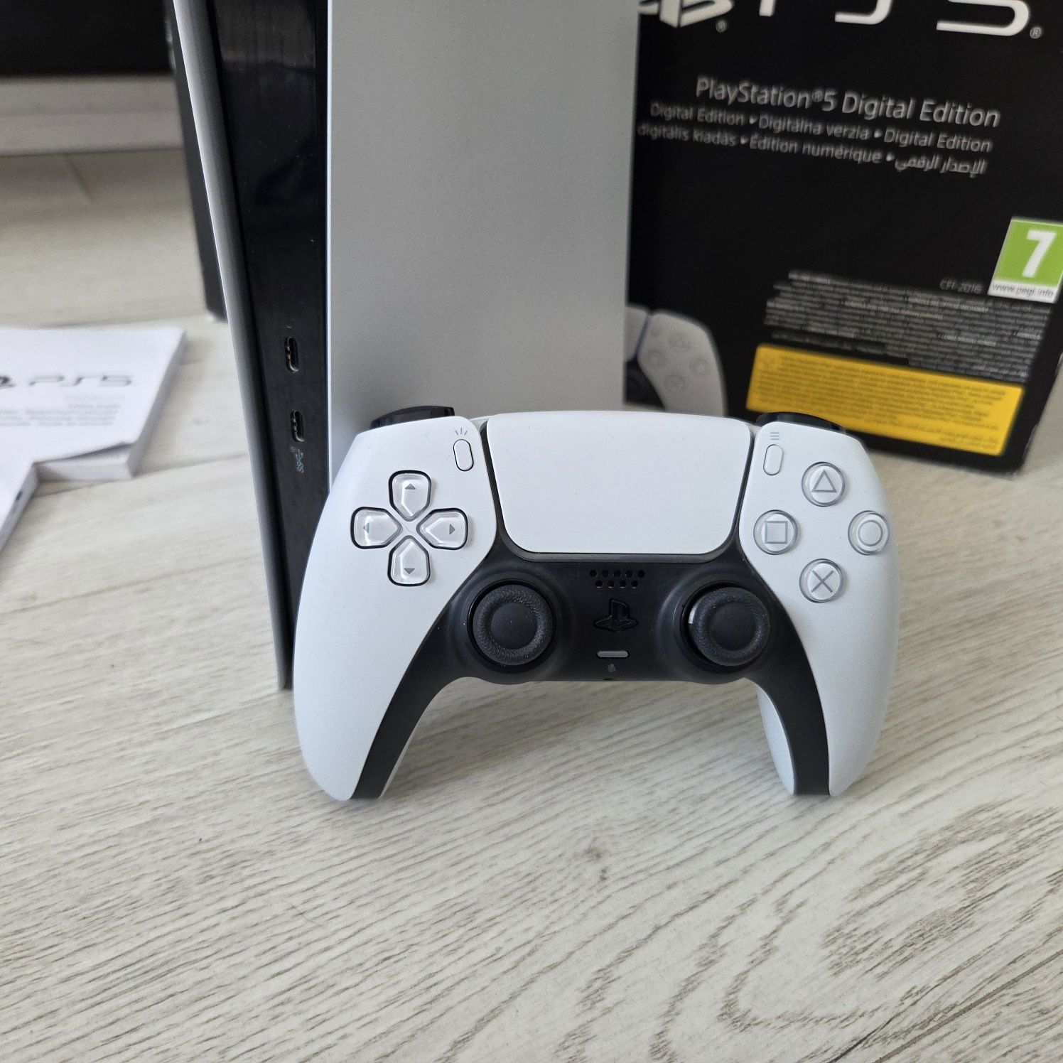 PS5 SLIM 1TB DIGITAL GWARANCJA 10 MSC ps 5 PlayStation konsola Wrocław