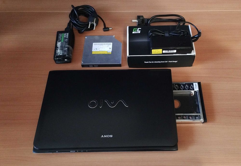 Sony VAIO SVE15, grafika 1GB, RAM 16GB, SSD 120GB, Intel Core i7