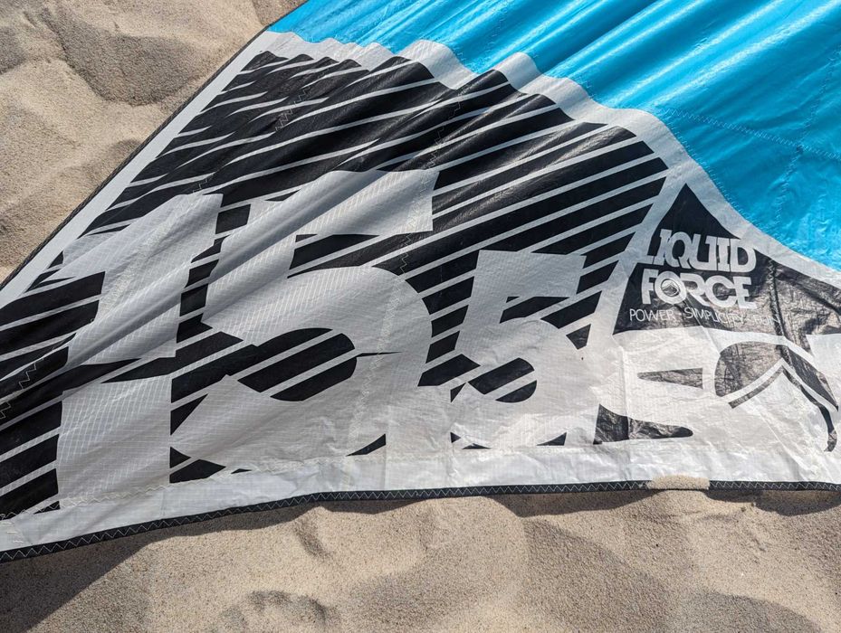 Latawiec kite Liquid Force LF Solo 15 m low wind