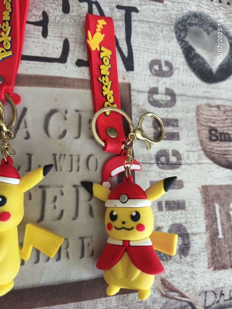 3 porta chaves Picachu