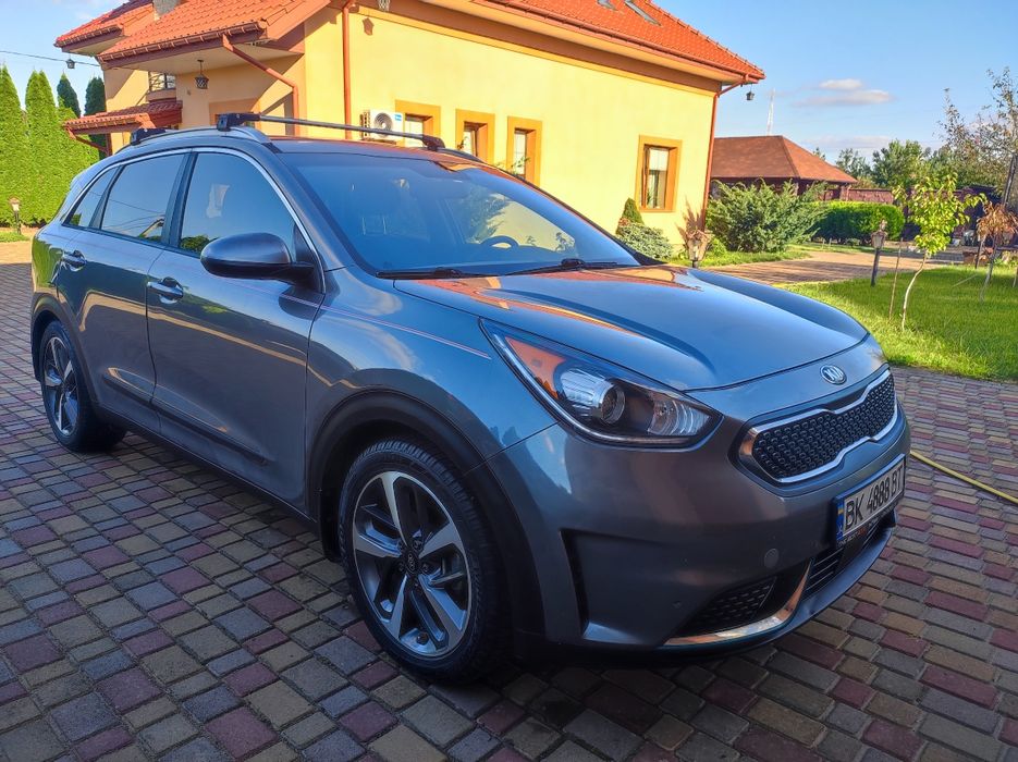 Продам авто Kia Niro 2017 р.в, 1,6 гібрид 149 тис.км., клімат.