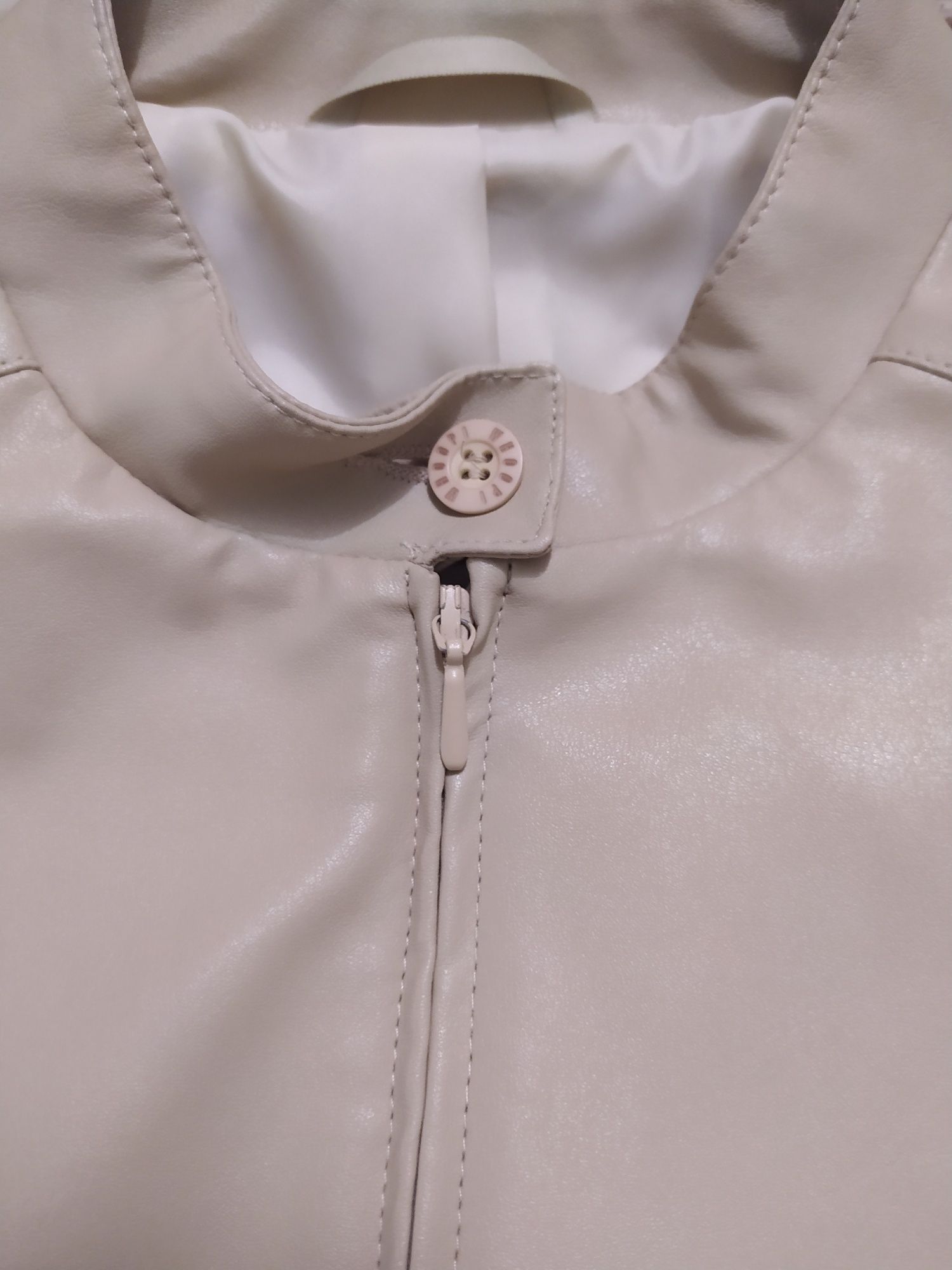 Куртка женская кожзам,ЭКО кожа размер L