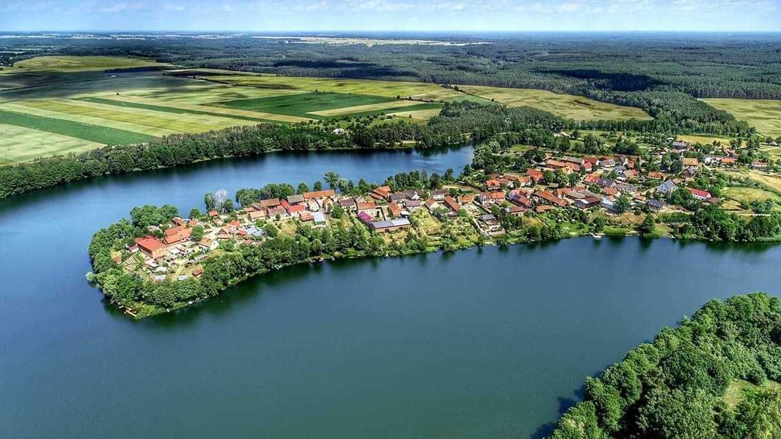 Cały domek nad jeziorem. Wolny 23-31 sierpień.