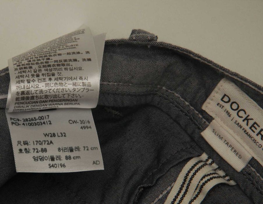 Dockers from Levis 28 slim trapped брючки из хлопка подстреленные.
