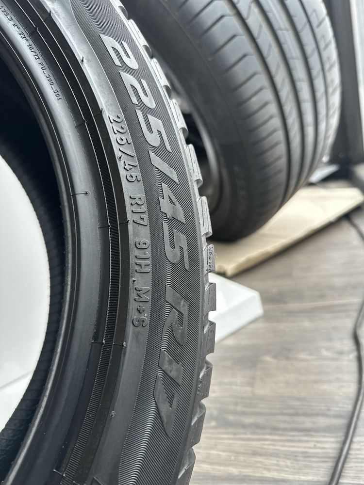 Pirelli SottoZero3  225/45 R17 91H 70dB zimowe Demo gwarancja