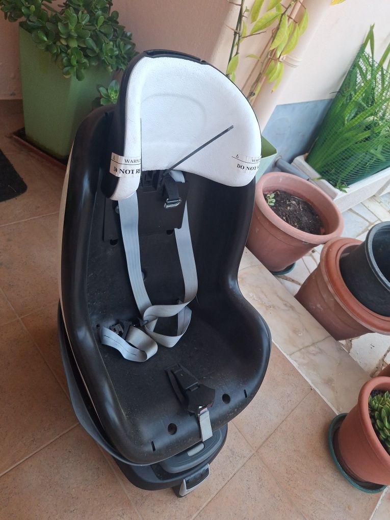 Isofix + ovinho em bom estado