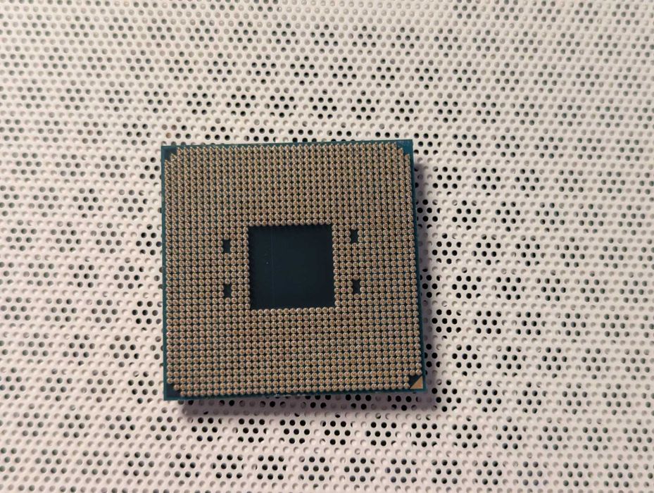 Procesora AMD Ryzen 3 3100 4/8 x 3.9GHz AM4 7 nm Sprawny 100%