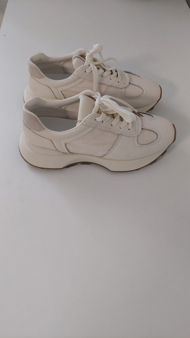 Buty damskie Venezia rozmiar 39