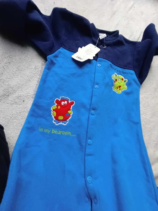 Pajacyk polarowy NOWY 98, piżama ciepła