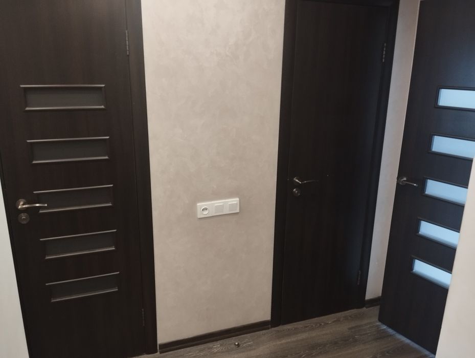 ЗДАЄТЬСЯ ВПЕРШЕ 3-х квартира, на Троещиніі для Сім'ї, є газ.