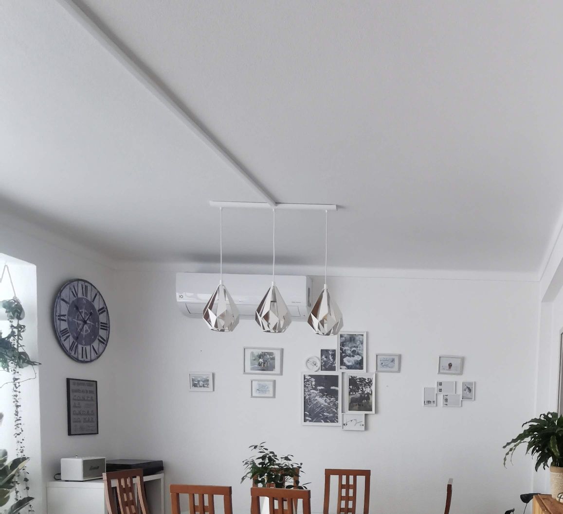 Candeeiro de tecto suspenso vintage Eglo