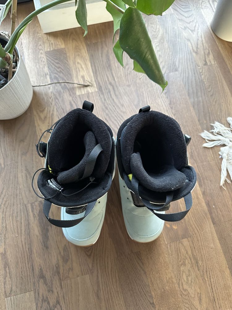 Buty snowboardowe Salomon Ivy Boa Sj Sterling B/Wh 39