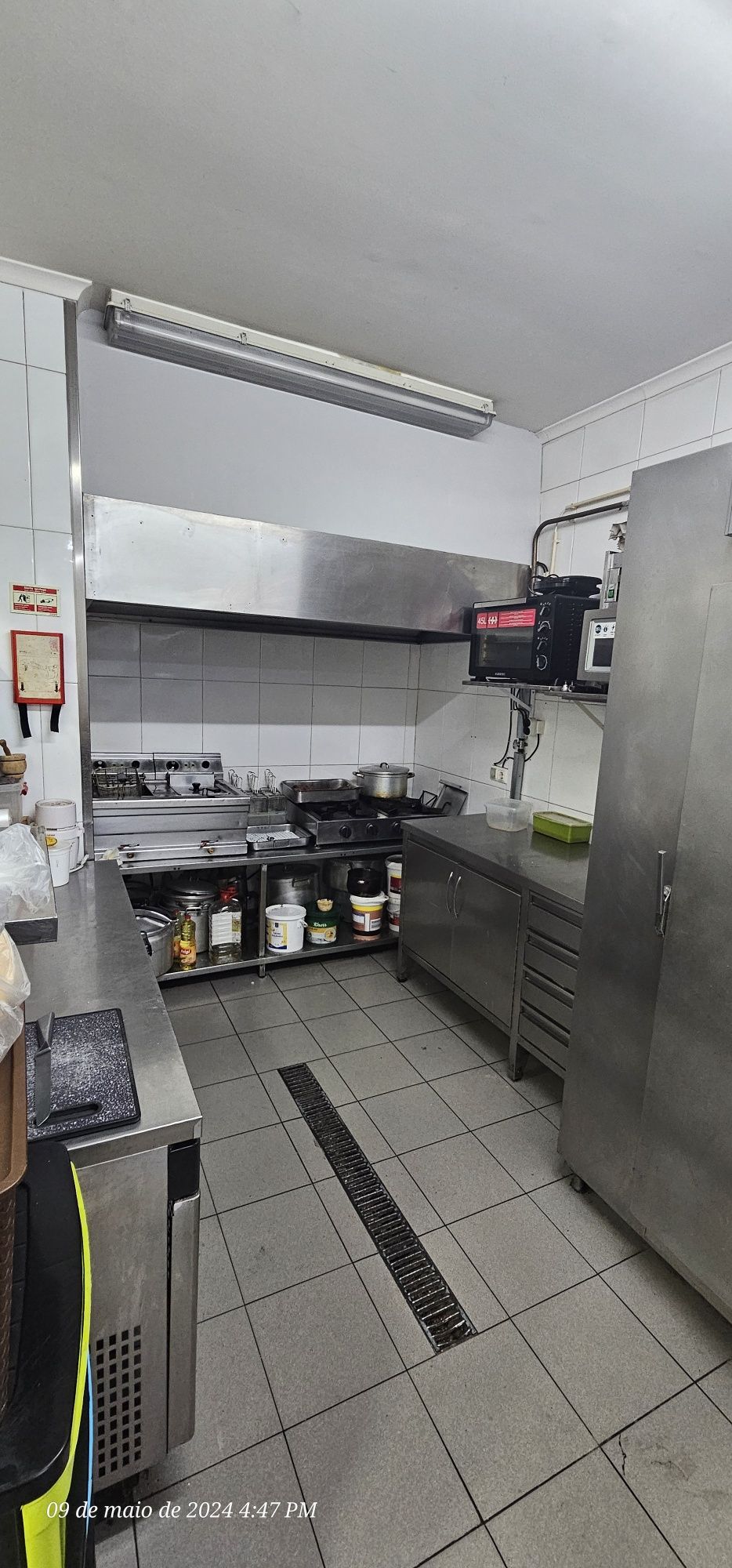 Trespasse de 2 restaurantes a funcionar