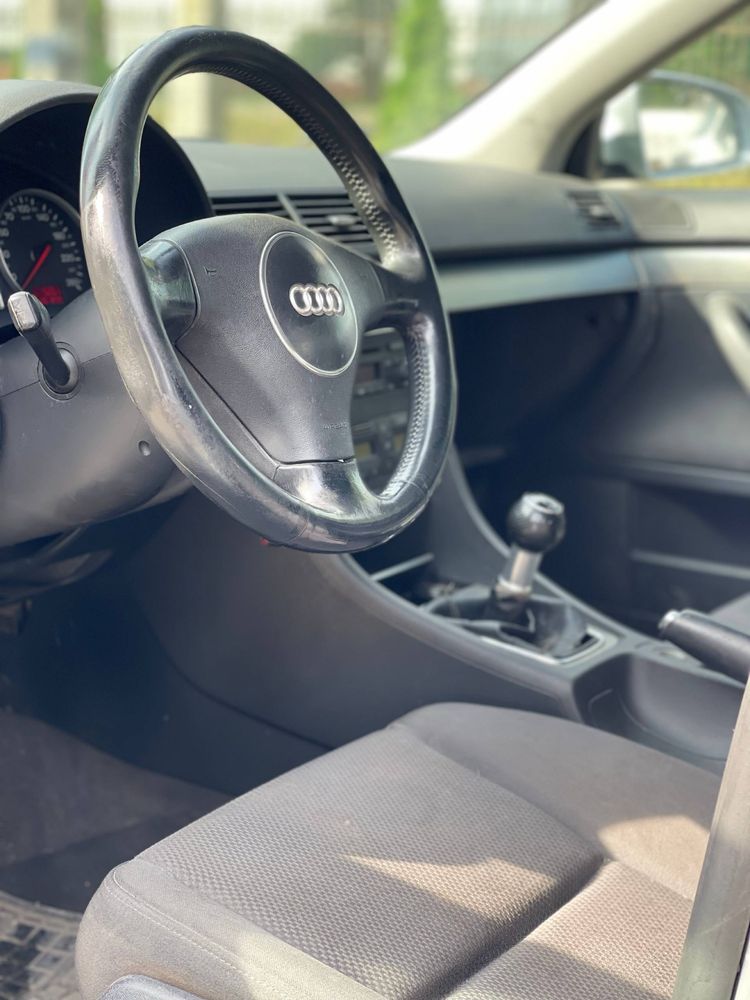 Audi a4 1.6LPG**Bdb stan**Klima**Alusy**Duzo miejsca**Zamiana**